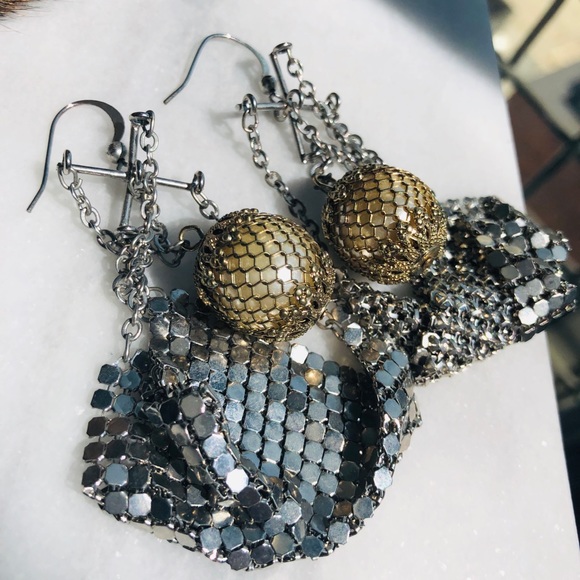 Disco balls in a blanket gold and silver earrings. - Picture 7 of 8